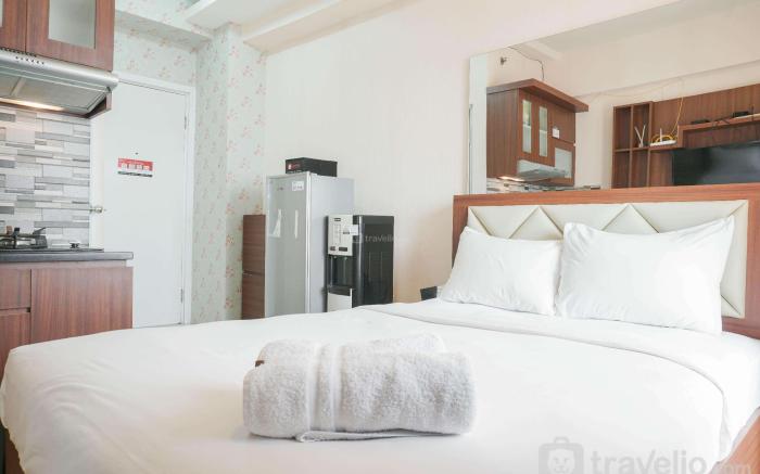 Modern Studio at Green Pramuka City By Travelio