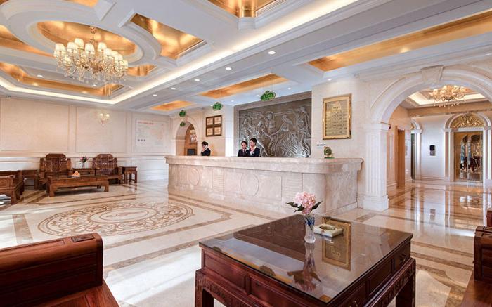 Vienna Hotel Meizhou Jiangnan