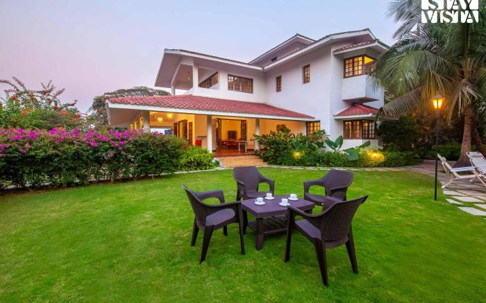 StayVista at Boho Banyan with Pvt Pool & Garden