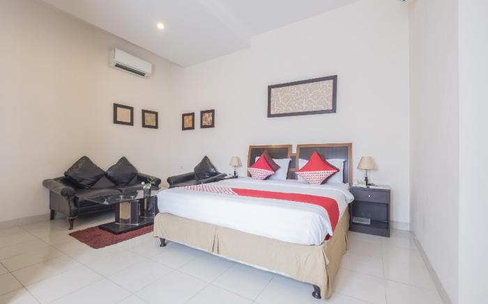 OYO 424 Asia Hotel