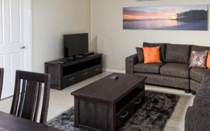 Dolphin Shores Hotel
