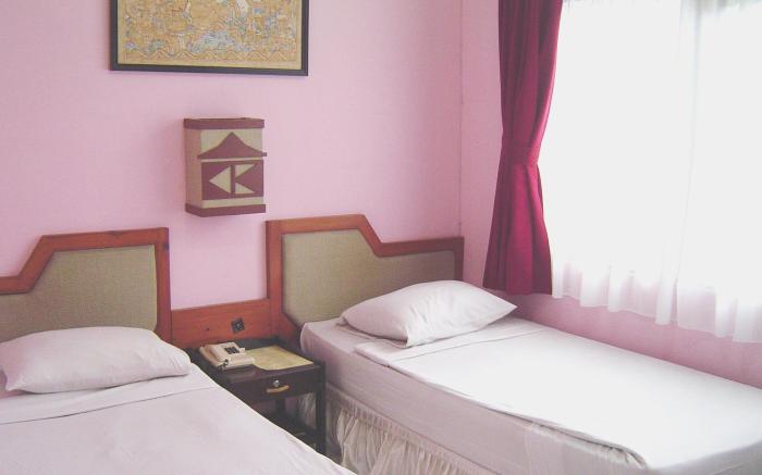 Komajaya Komaratih Hotel