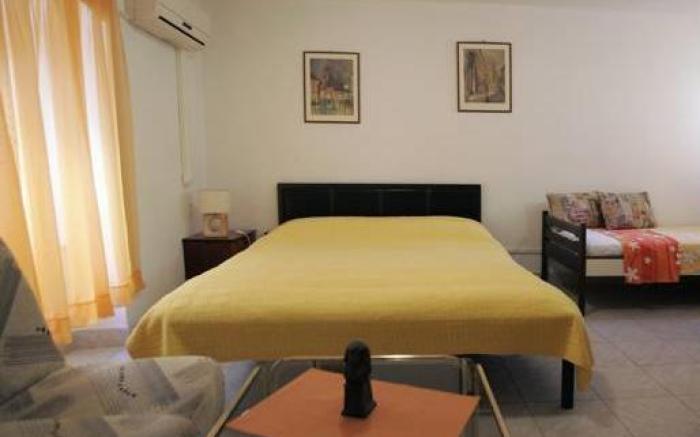 Damira Rooms