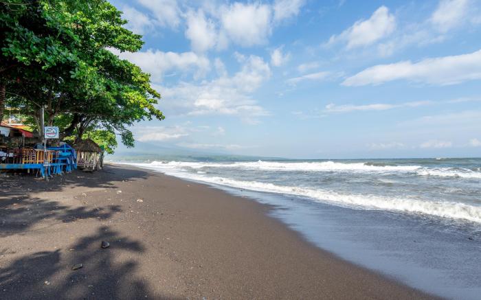 Amed Cafe & Hotel Kebun Wayan