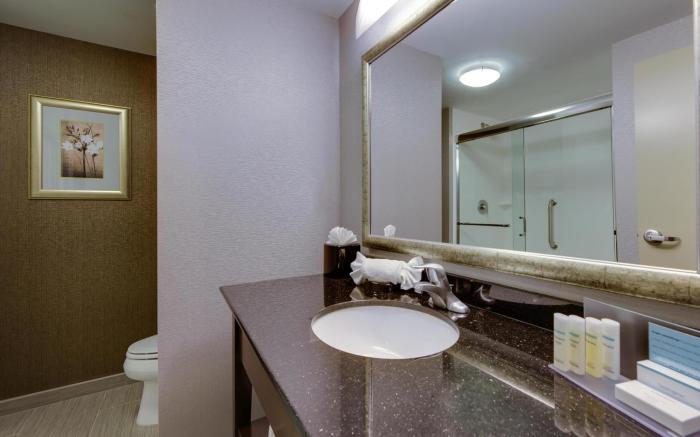 Hampton Inn and Suites Philadelphia Bensalem