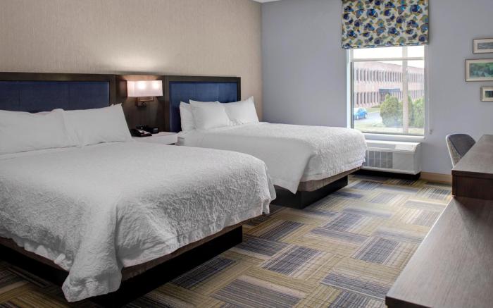 Hampton Inn & Suites Syracuse North Airport Area