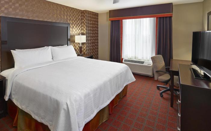 Homewood Suites by Hilton Calgary-Airport