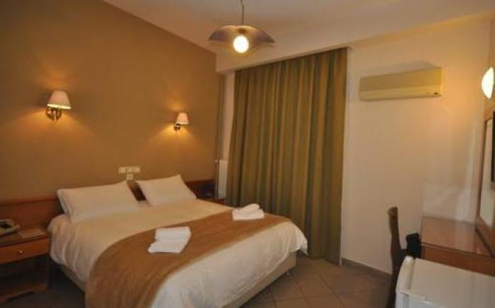 Morfeas Hotel