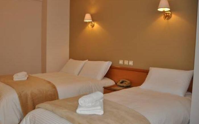 Morfeas Hotel