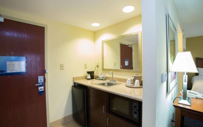 Hampton Inn & Suites Savannah - I-95 South - Gateway