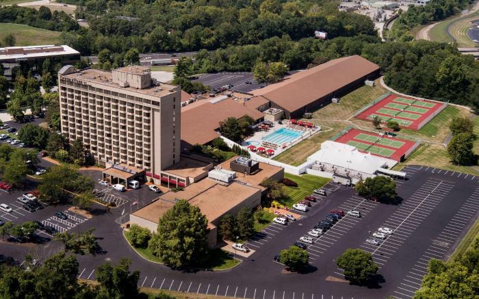 DoubleTree by Hilton Hotel St. Louis Chesterfield