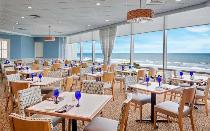 Royale Palms Condominiums