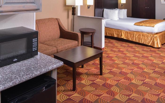 Americas Best Value Inn & Suites Bastrop