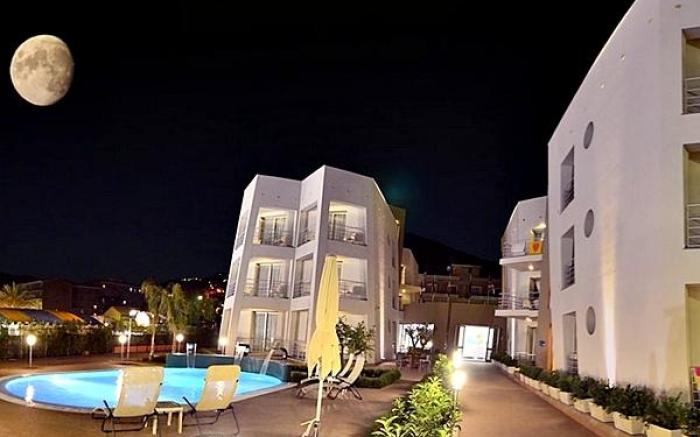Astro Suite Hotel