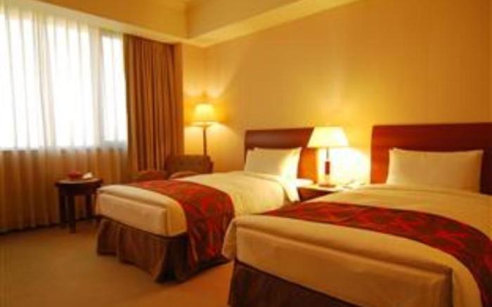 Monarch Skyline International Hotel