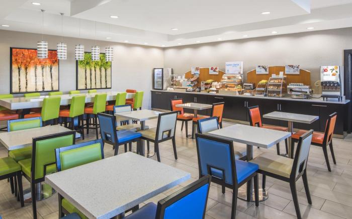 Holiday Inn Express and Suites Atlanta NE - Duluth By IHG