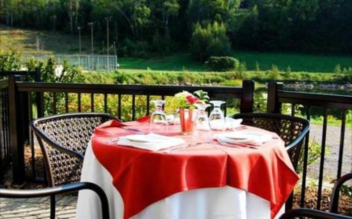 Calabogie Peaks Hotel, Ascend Hotel Member