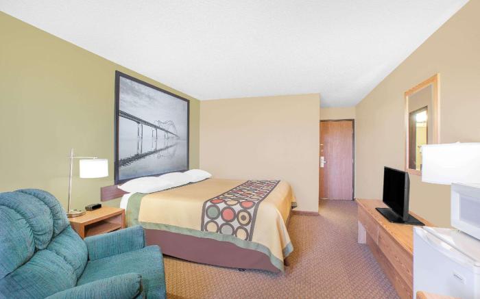 Super 8 By Wyndham Mt Pleasant