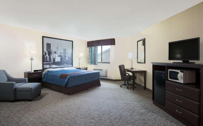 Super 8 By Wyndham Grove City
