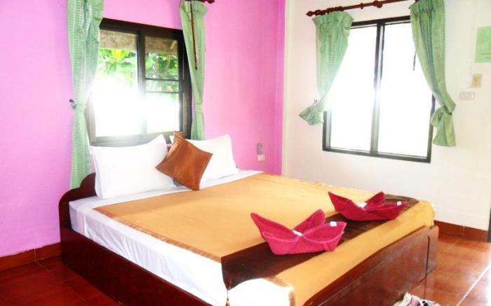 Lanta Palm Beach Resort