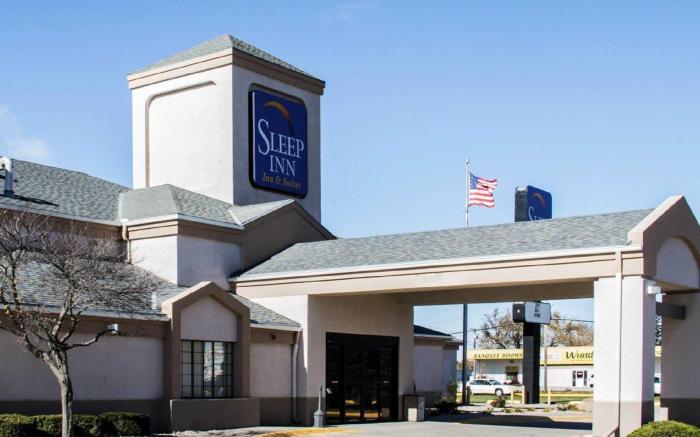 Sleep Inn & Suites