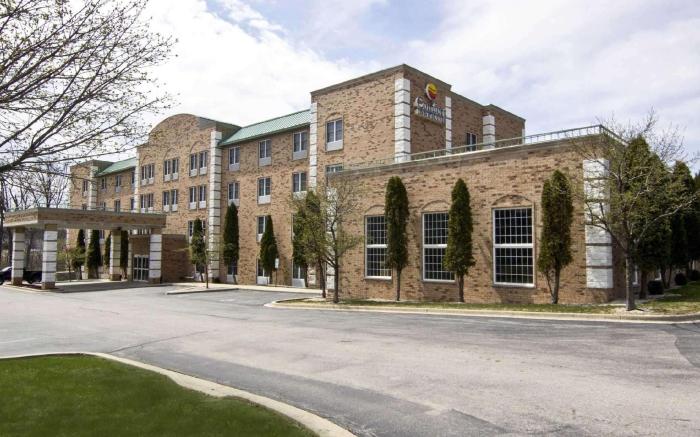 Comfort Inn & Suites Grafton-Cedarburg