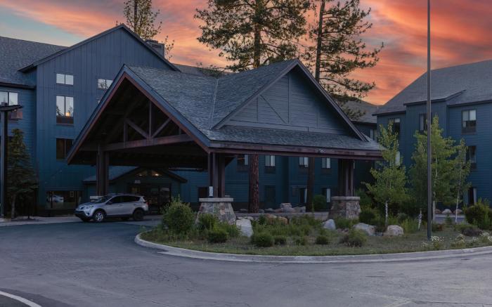 Martis Valley Lodge, Tapestry Collection by Hilton