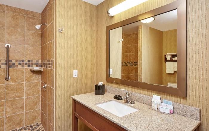 Hampton Inn and Suites Milwaukee/Franklin