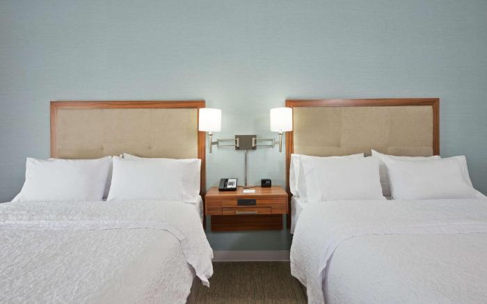 Hampton Inn & Suites North Huntingdon-Irwin