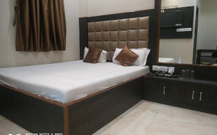 The Premier Inn (Guest House)