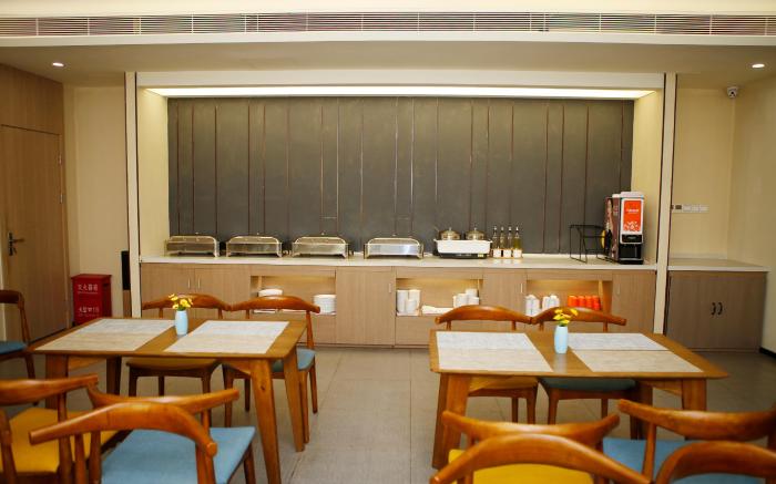 Hanting Hotel Cangzhou Haixing