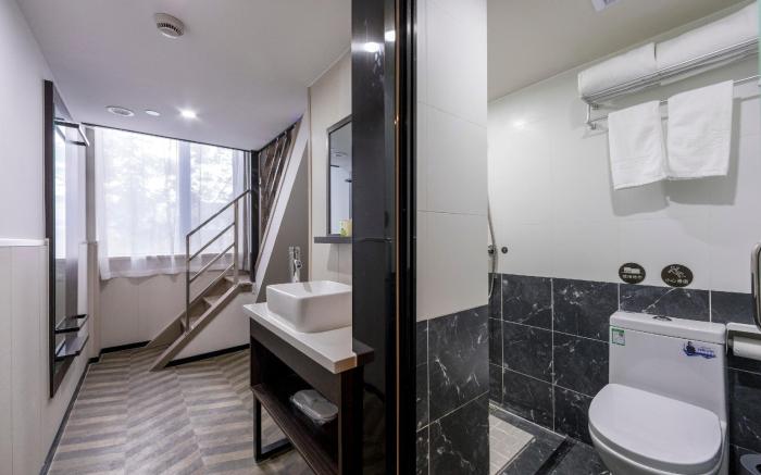 Hi Inn Shanghai Pujian Road