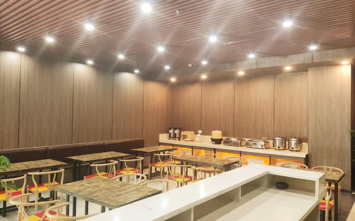Elan Inn Jincheng East Passenger Terminal