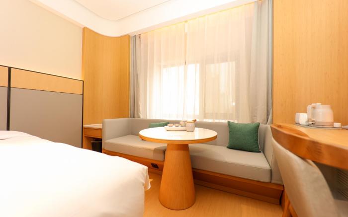 Ji Hotel Kaifeng Broadcasting Tower