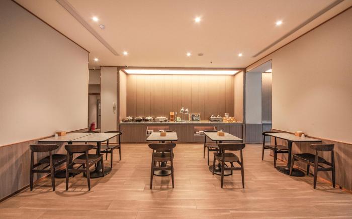 Hanting Hotel Shenyang Railway Station Dong Square