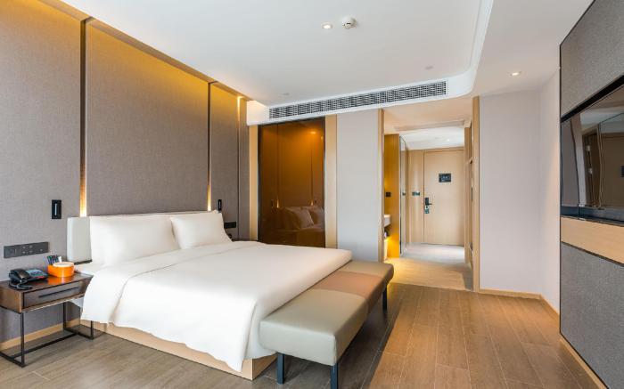 Atour Hotel Jiaxing Haiyan