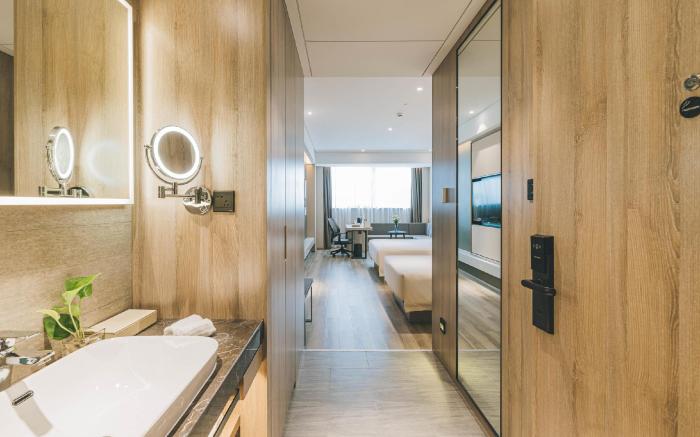 Atour Hotel Yiwu International Trade Market