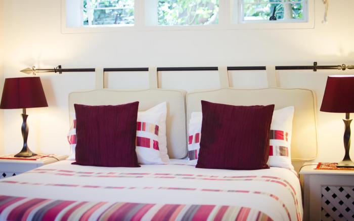Paradiso Guesthouse & Self-Catering Cottage