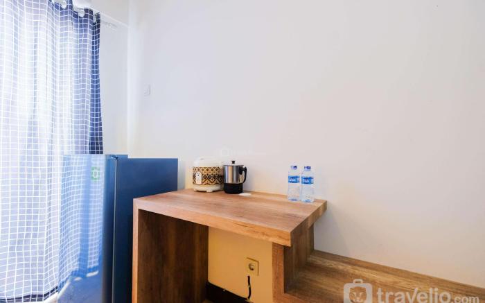 Simple and Homey Studio Cinere Resort By Travelio