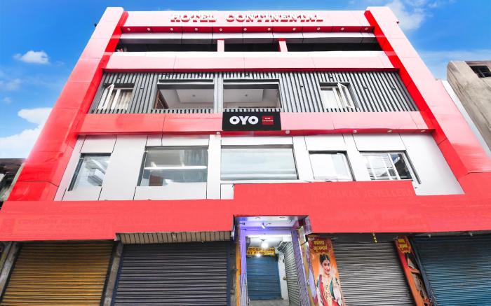 Super Hotel C by OYO Continental Restuarant & Cafe