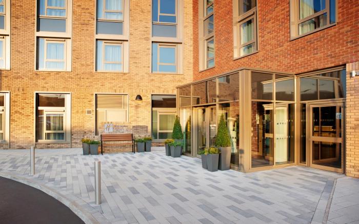 Holiday Inn Express Cambridge West Cambourne By IHG