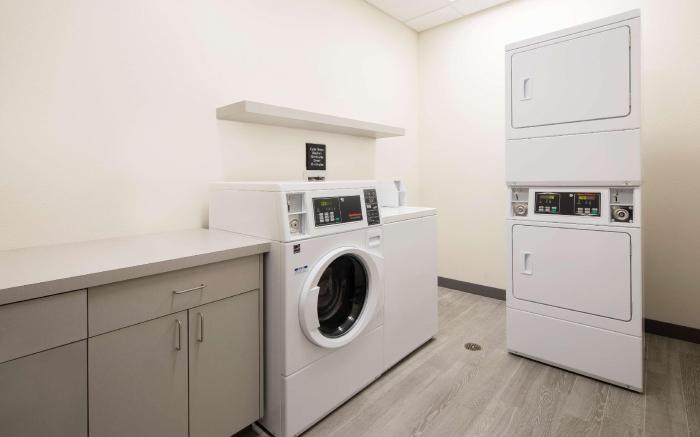 Hampton Inn Santa Cruz West