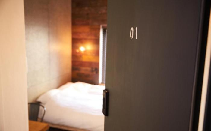 mizuka Imaizumi 1 - unmanned hotel -