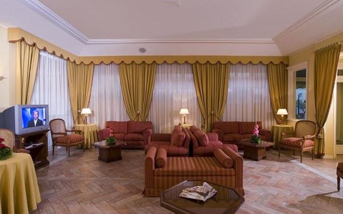 Hotel Tuder