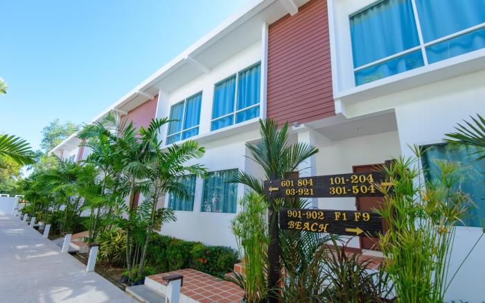 Rattana Pura Beach Resort