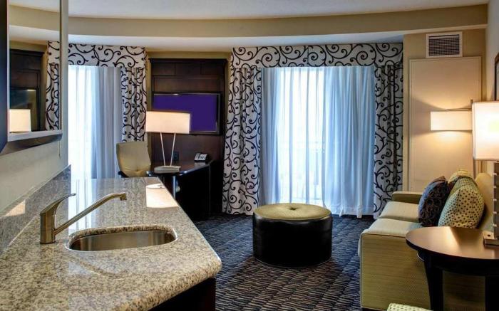 Hampton Inn & Suites Baton Rouge Downtown