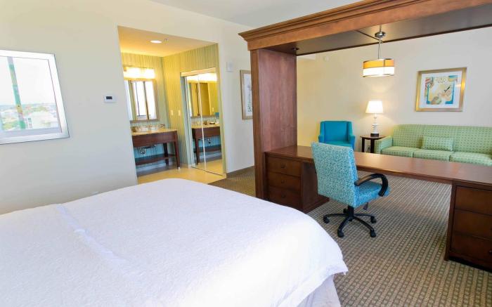 Hampton Inn & Suites Orange Beach Gulf Front