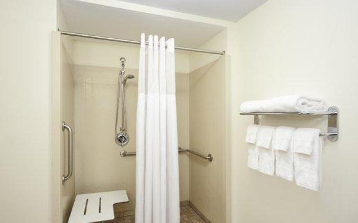 Candlewood Suites Fayetteville Fort Bragg, an IHG Hotel By IHG
