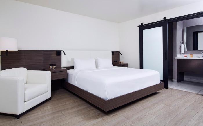 THE NEST HOTEL