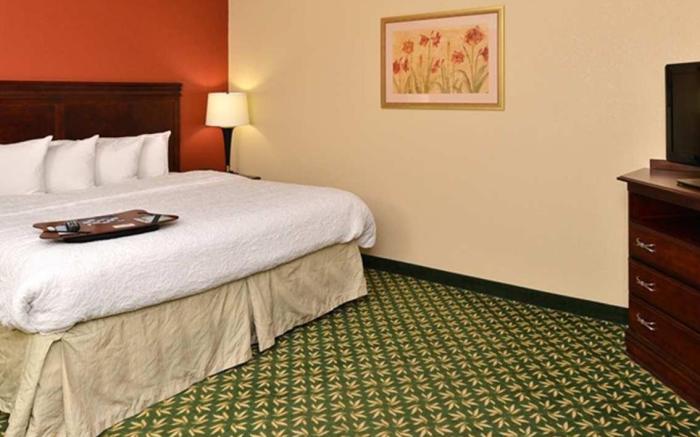 Hampton Inn and Suites Hopkinsville
